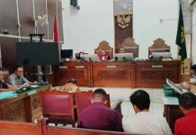 Melawan Ketidakadilan: Hariyadi Gugat Adaro Group Suasana Sidang Hariyadi vs Adaro Group Senin (2/6) di Pengadilan Negeri Jakarta Selatan.